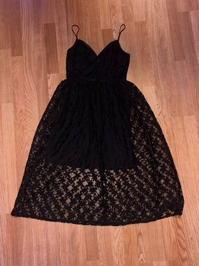 Betsey Johnson Black Star Lace Midi Dress NWOT